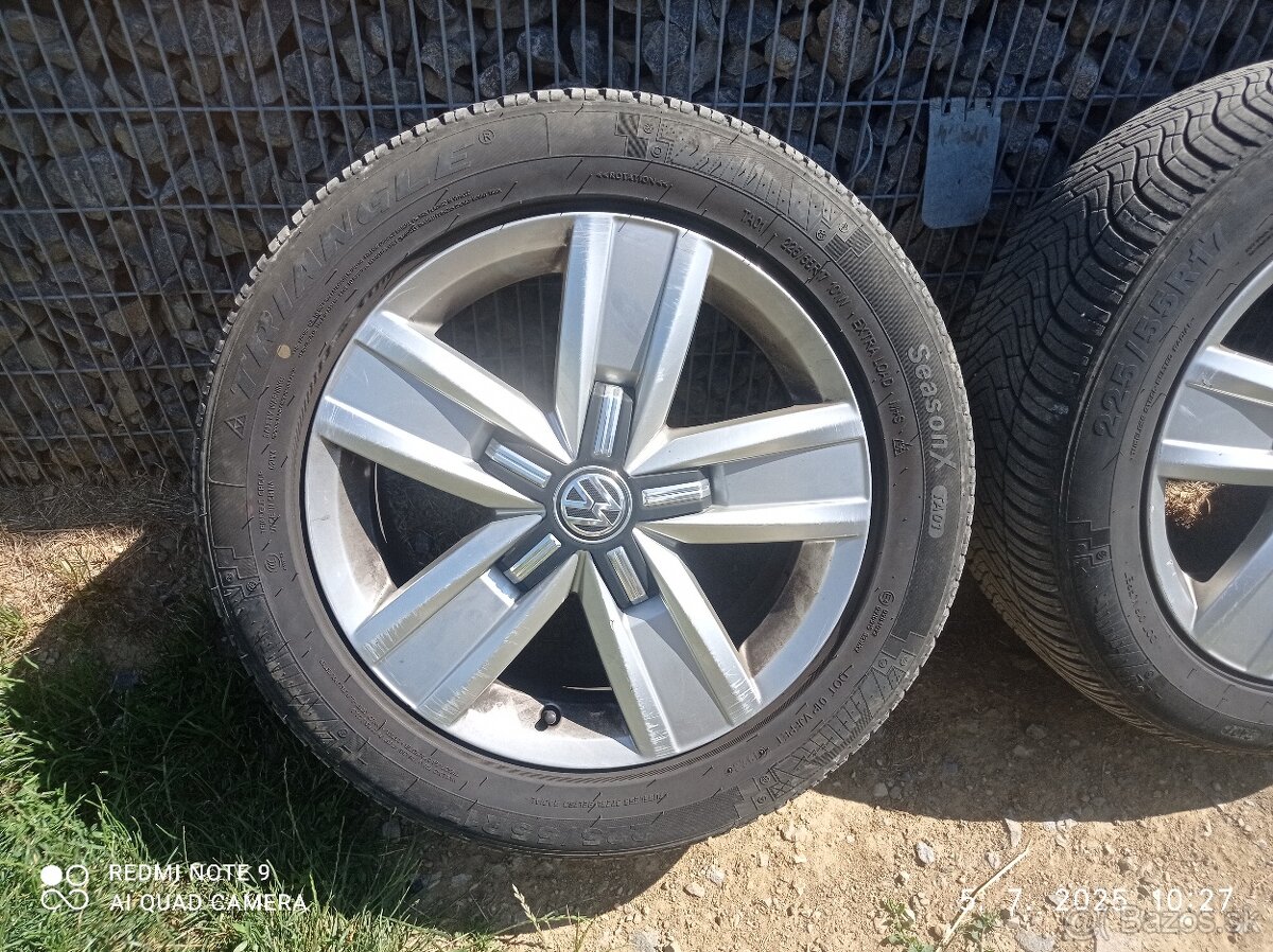 VW Devonport r17 5x120