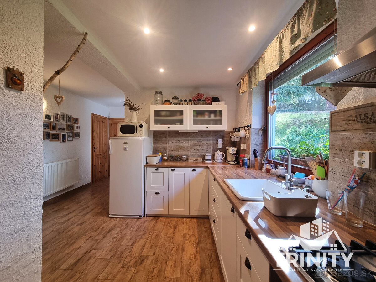 Na predaj 3-izbový rodinný dom v obci Semerovo - 5