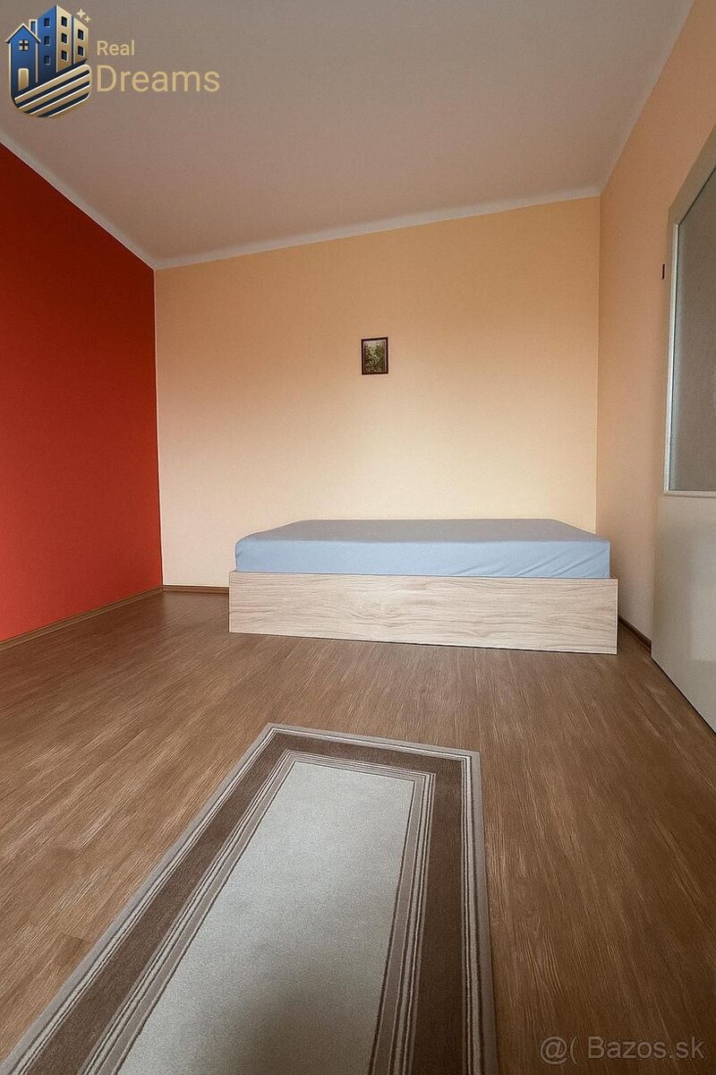 PRIESTRANNÝ 7-IZBOVÝ RODINNÝ DOM S VEĽKÝM POZEMKOM V DLHEJ N - 5