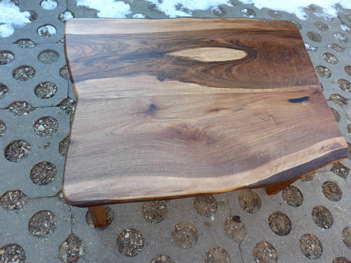 Konferenčný stolík z orecha 2 - 5