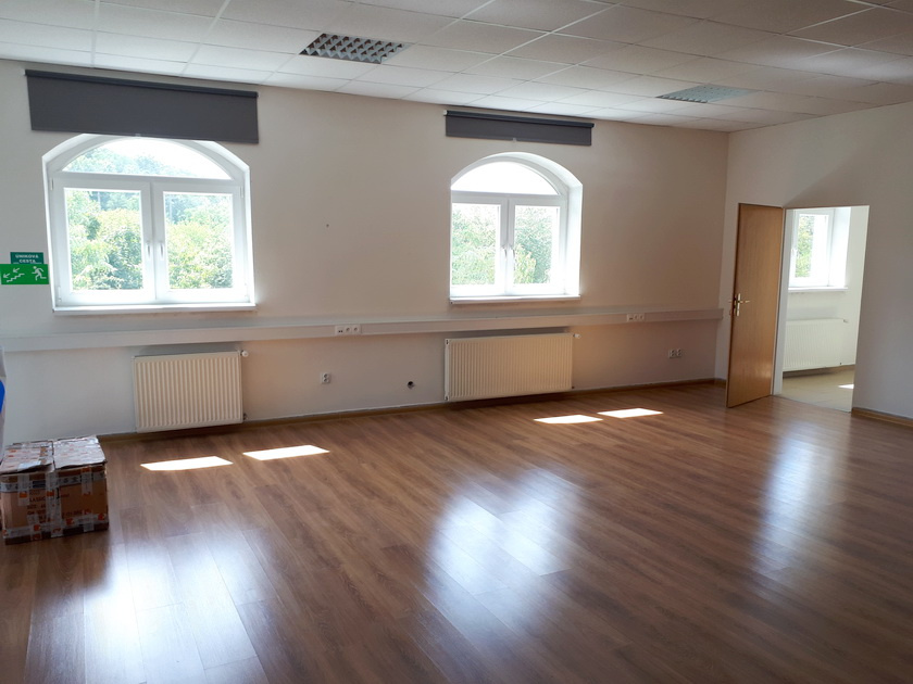 Prenajmeme admi. priestor v Bratislave IV na Agátovej ul. - 5