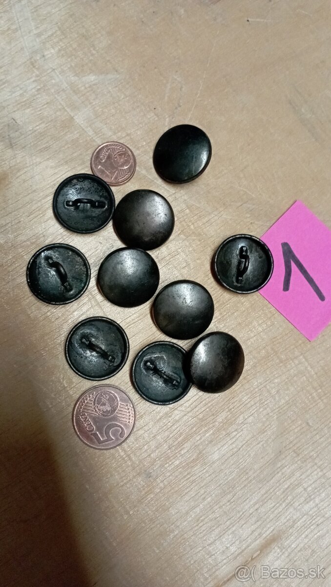 Vojenské gombíky staré... - 5