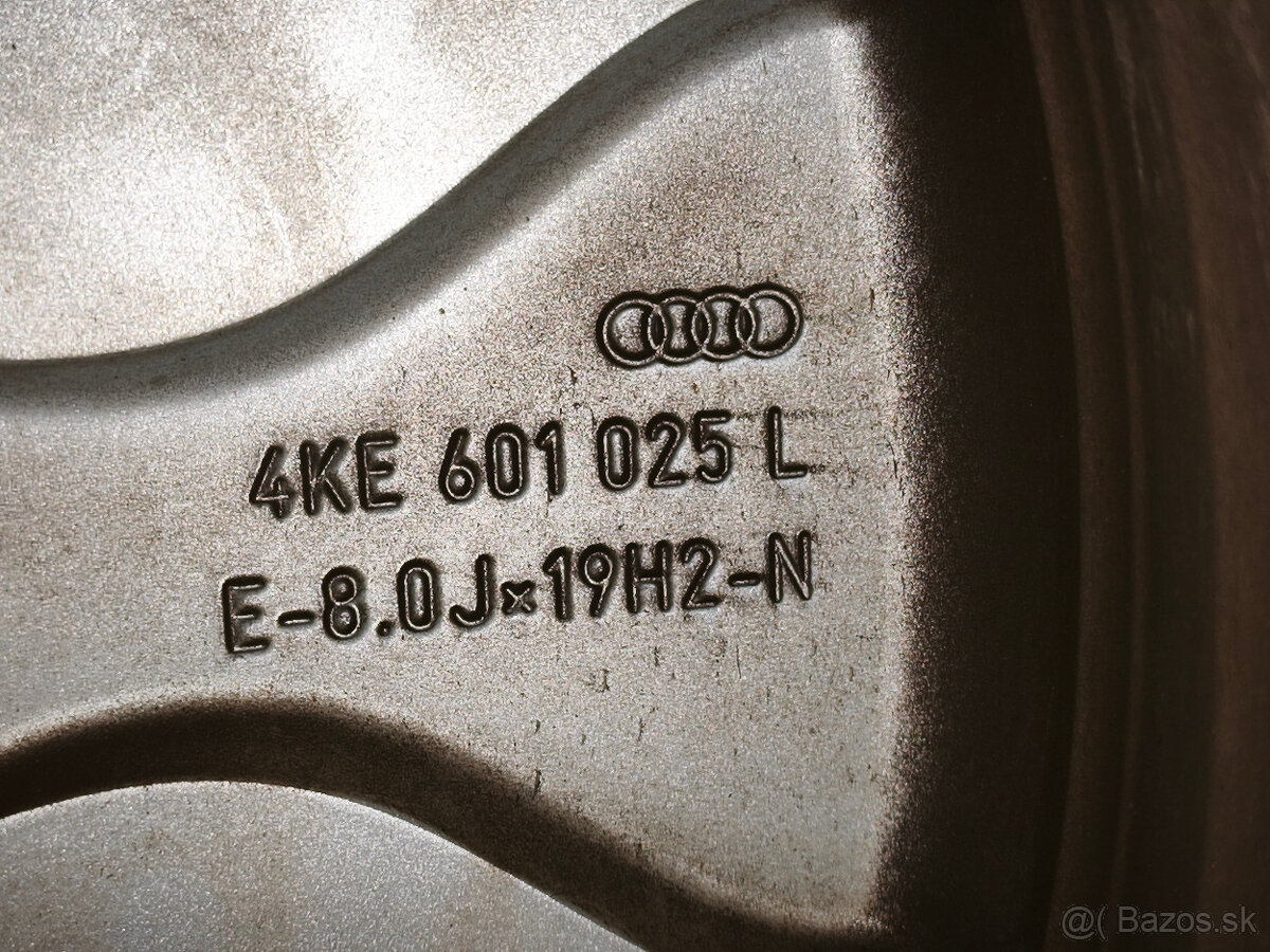 Audi Q8 e-tron - originál 19" alu disky - 5