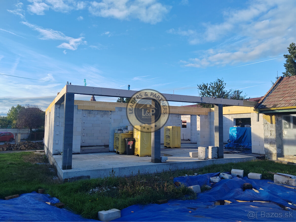 Rozostavaný rodinný dom v obci Reca pri Senci - 5