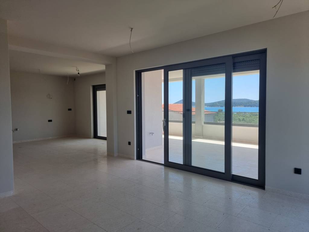 REZERVOVANÉ - Luxusné priestranné apartmány - TRIBUNJ - 5