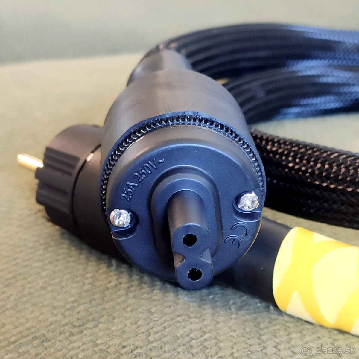 Napájací kábel SCHUKO C15 a C7 - 5