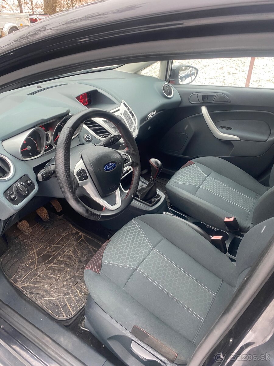 Predám Ford Fiesta - 5