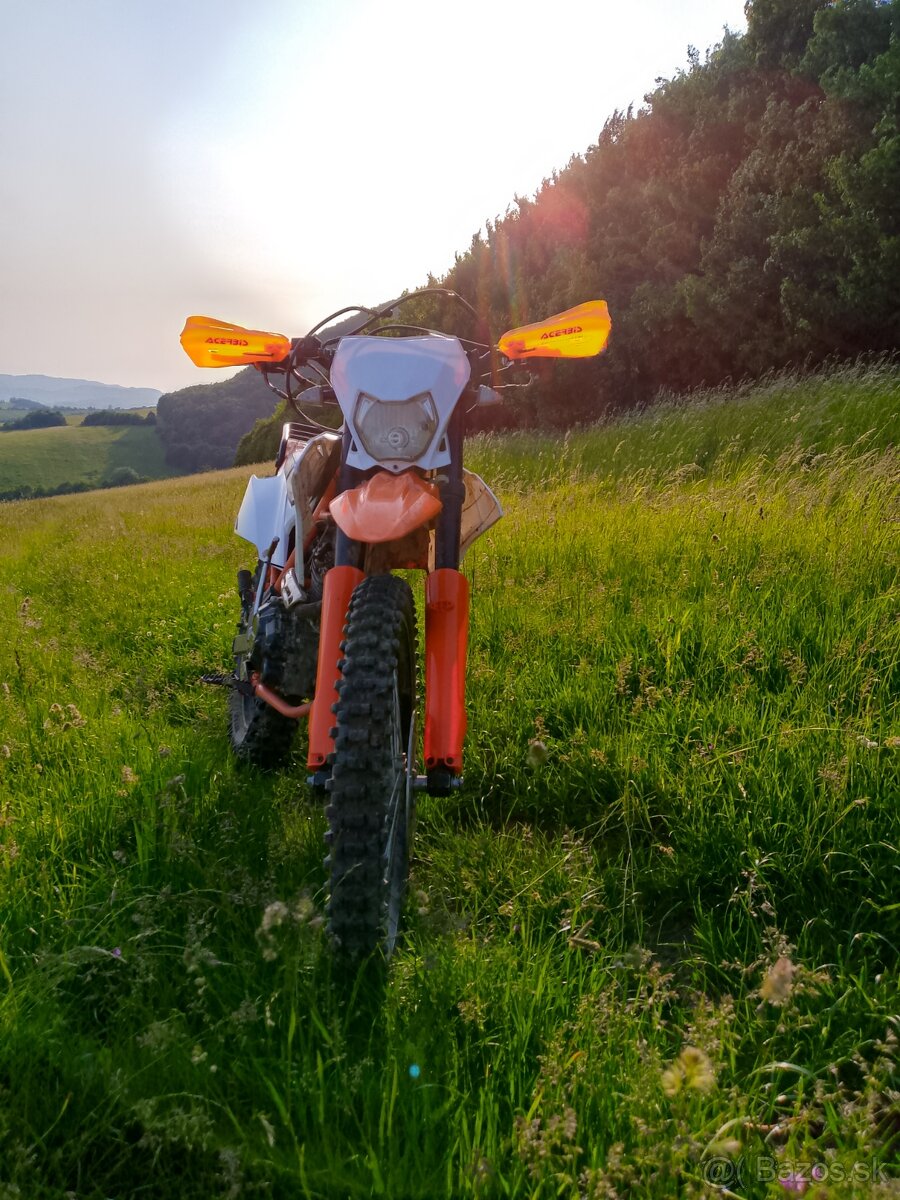 Minirocket Defender 250cc
