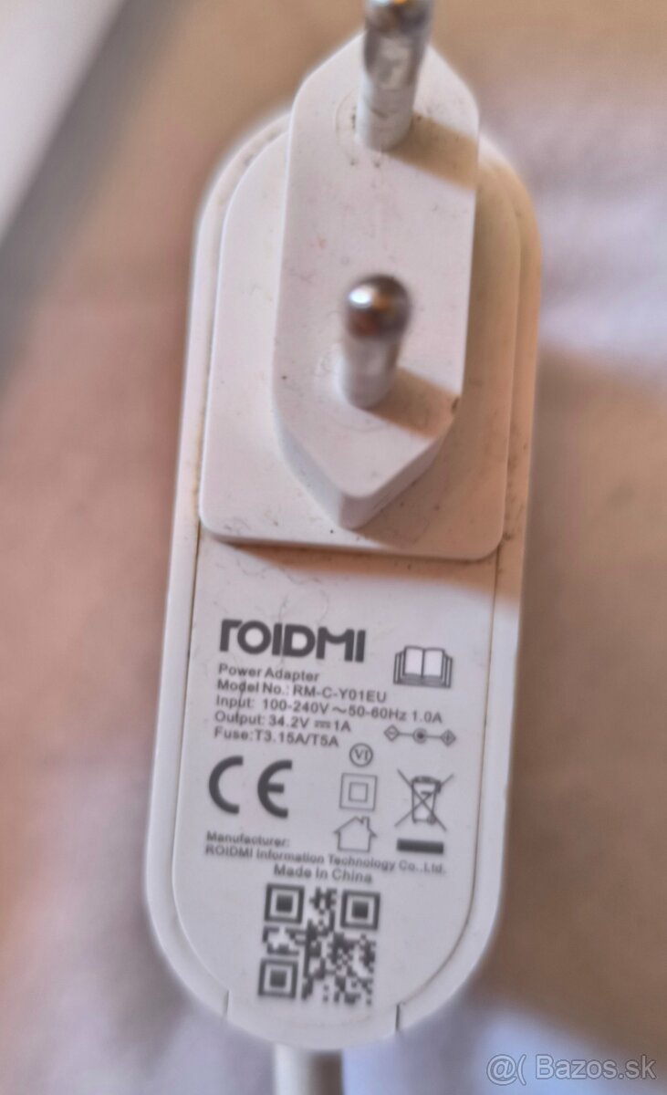 Predám batériový tyčový vysávač Roidmi - 5