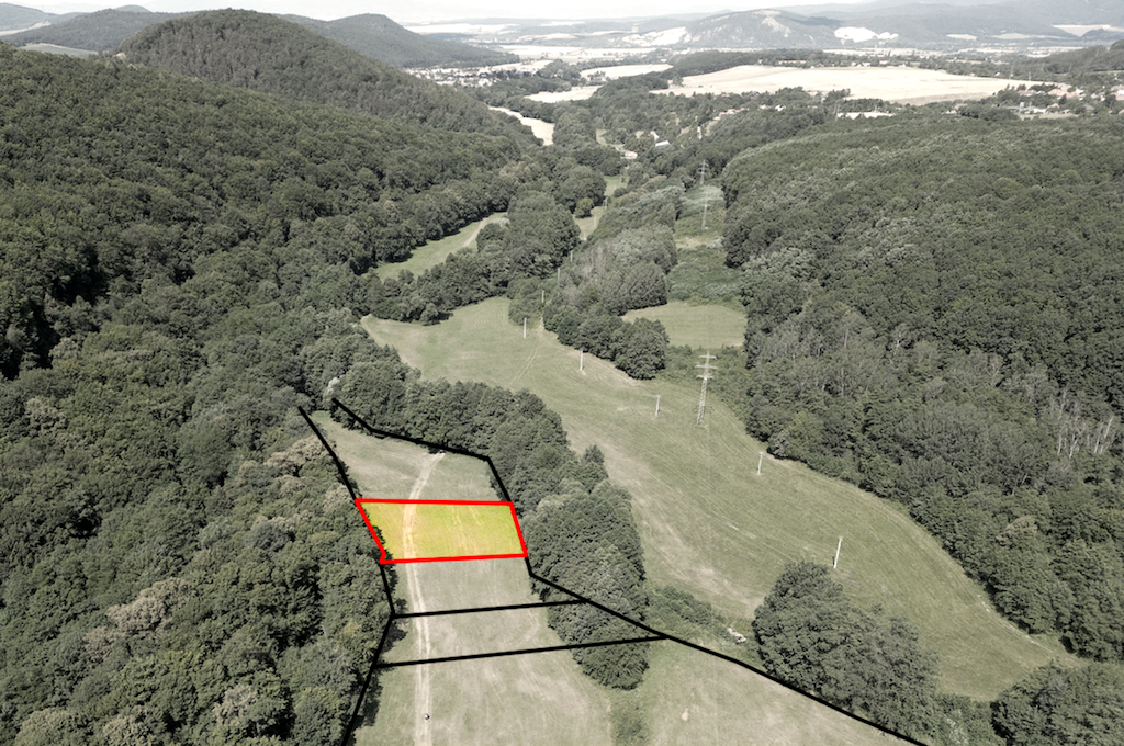 Horná Ves – 1.020 m2 POZEMOK na karavan/chatku/prístrešok - 5