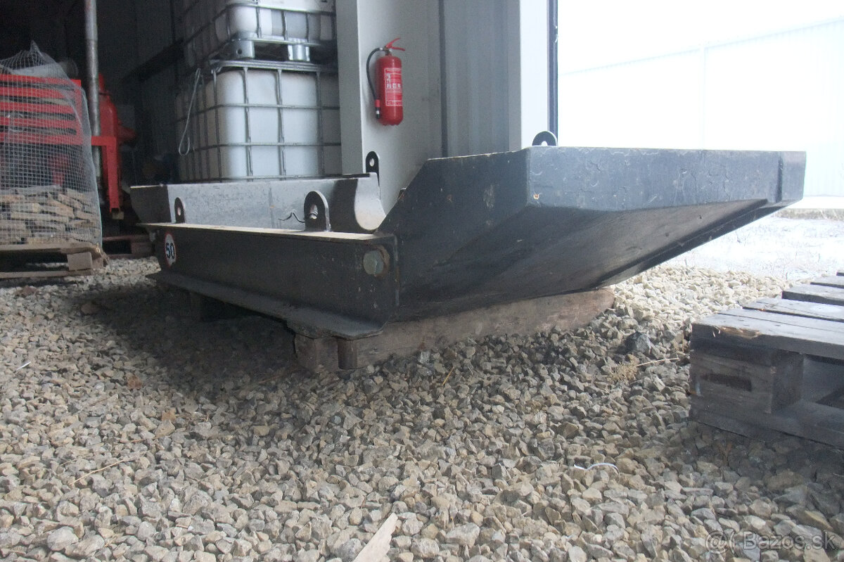 Claas Xerion závažie - 5