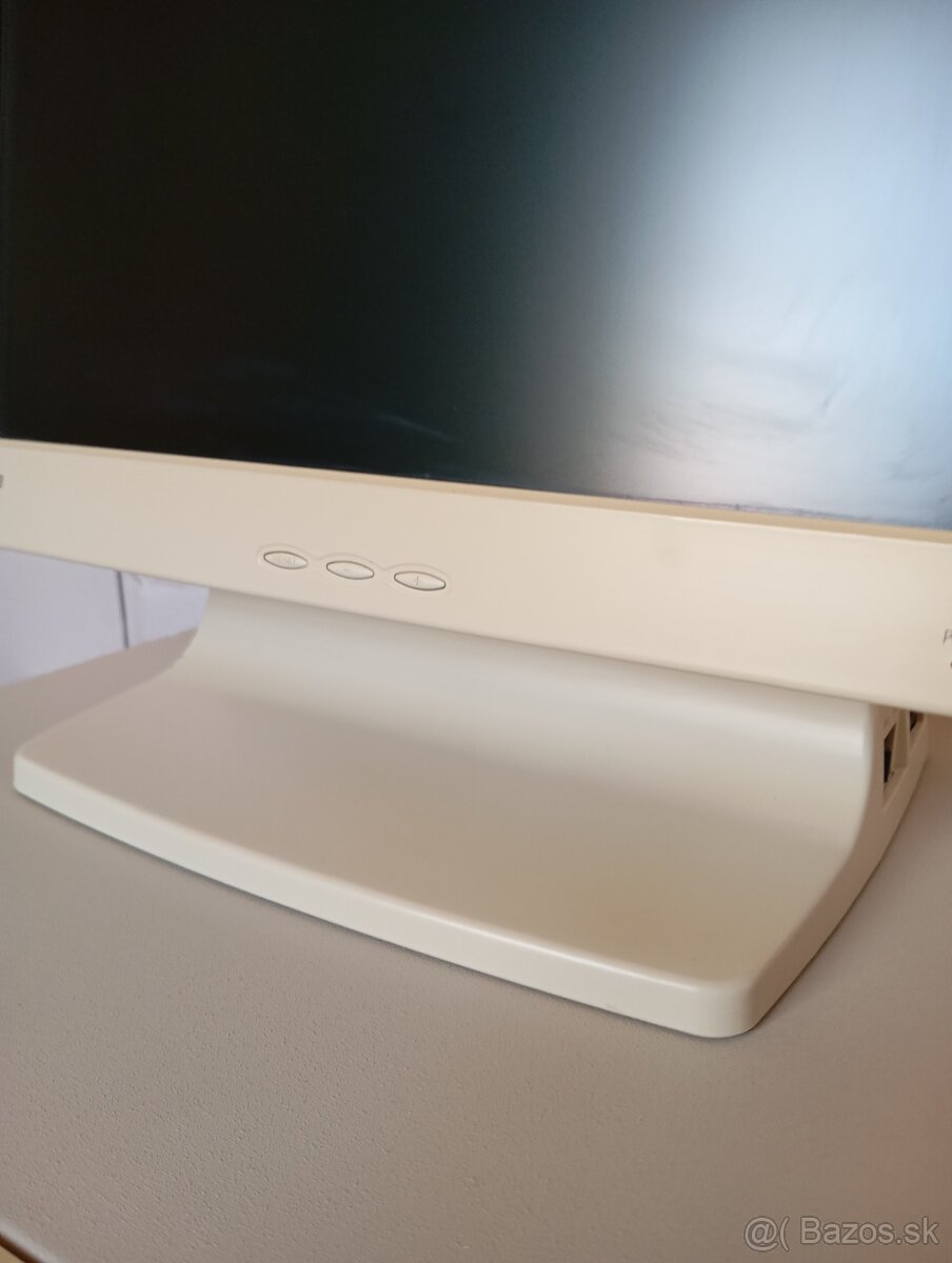 Monitor iiyama tft Pc - 5
