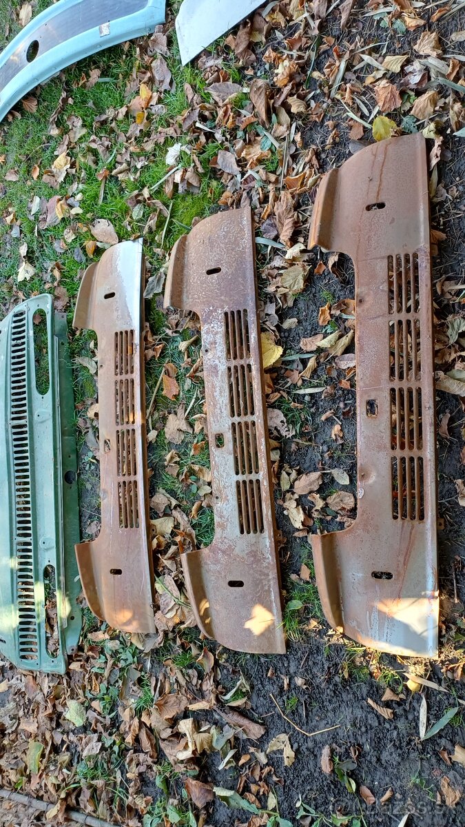 Karosárske diely Škoda Trabant - 5