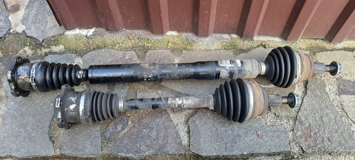 Rozpredám Golf 4 ( 1.8T ) - 5