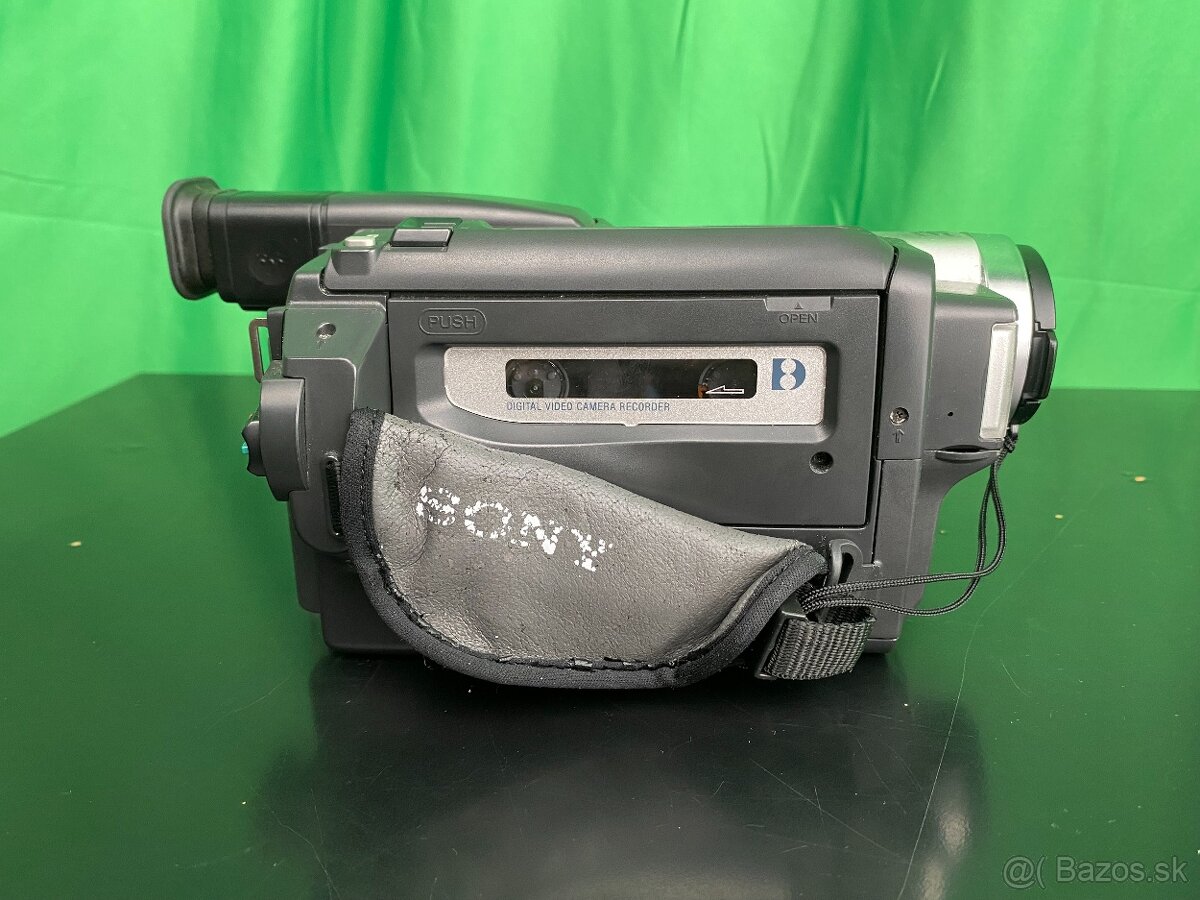 Digitálna kamera SONY DCR-TRV130E - 5