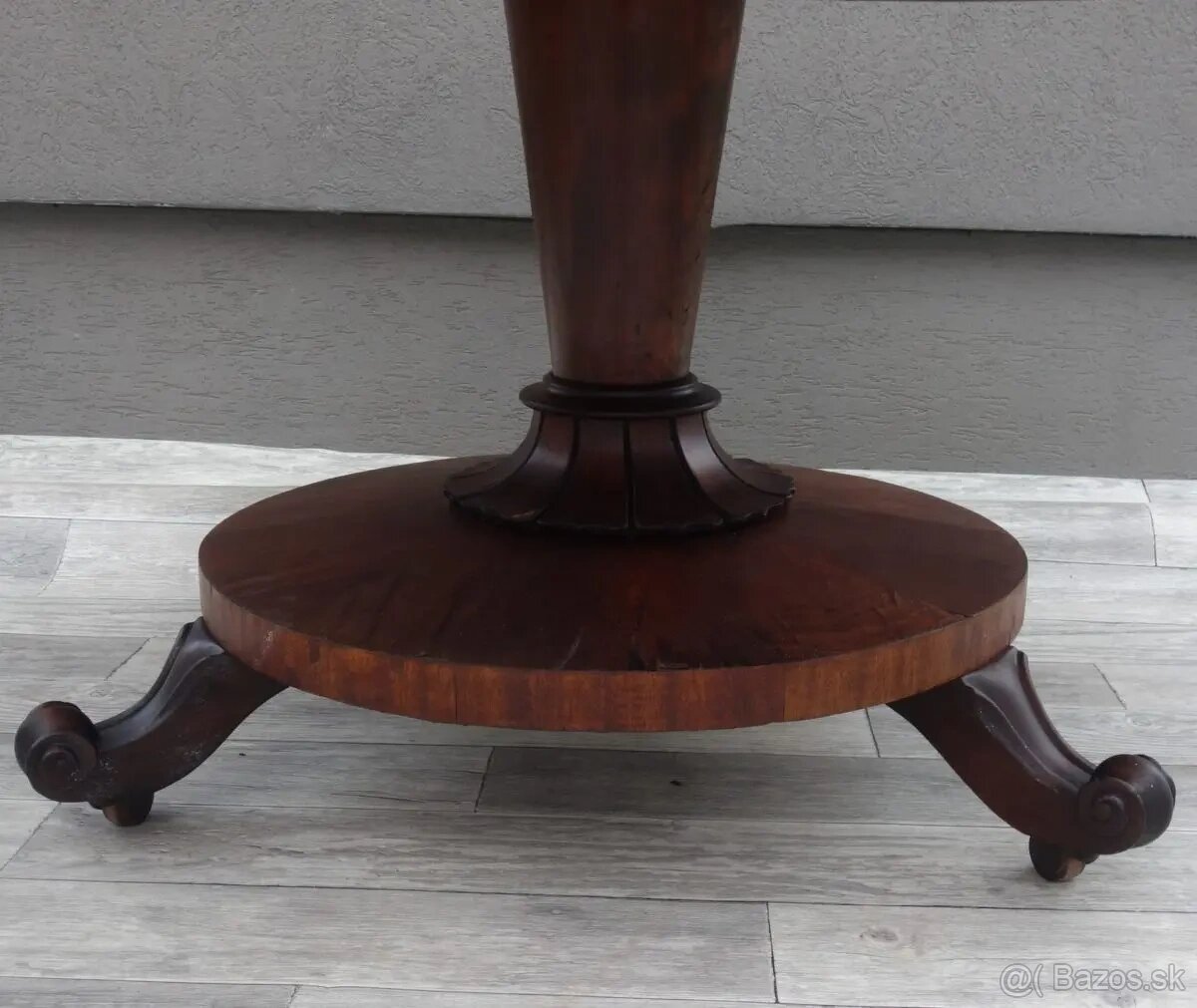 Stôl okrúhly – jedálenský. - 5