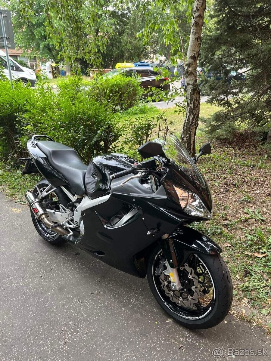 Honda CBR600F4i - 5