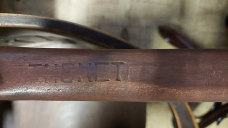 Trumeaukleiderstock THONET - 5