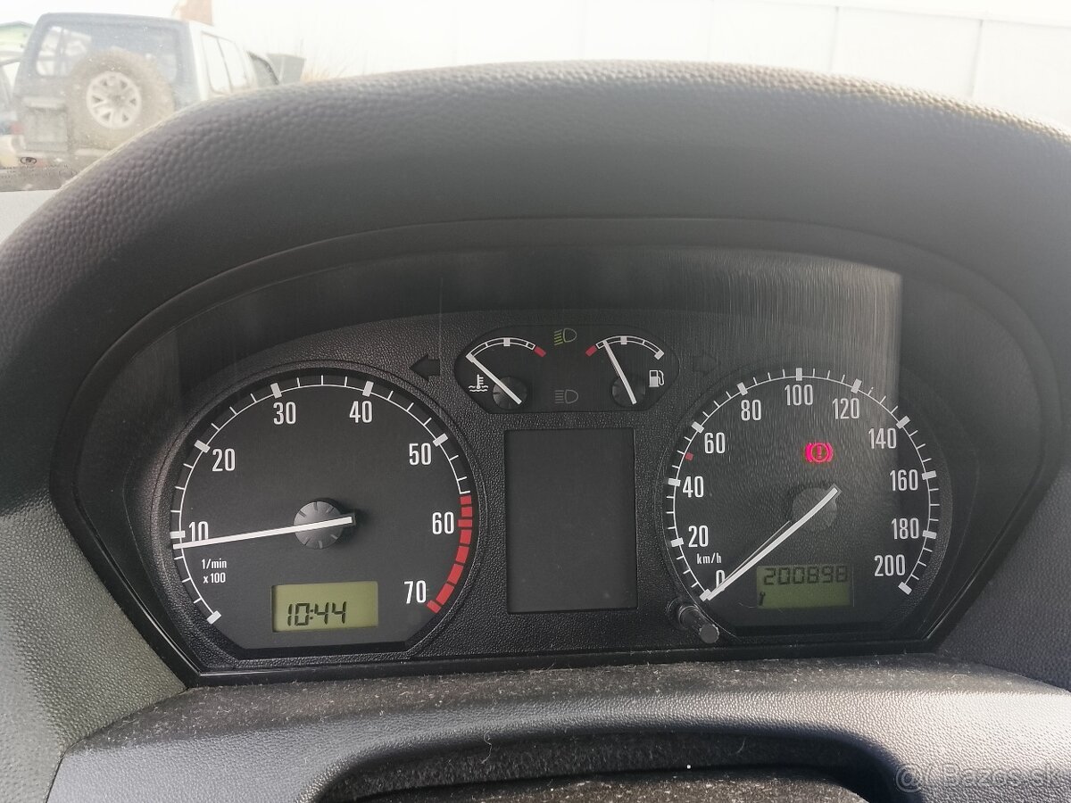 ŠKODA FABIA CLASSIC na náhradné diely - 5