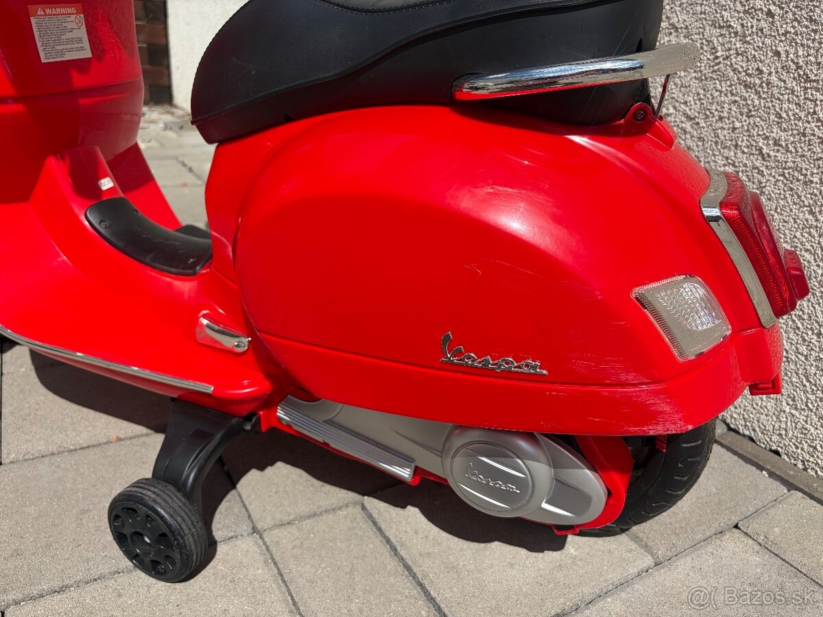 detská elektrická Vespa - 5
