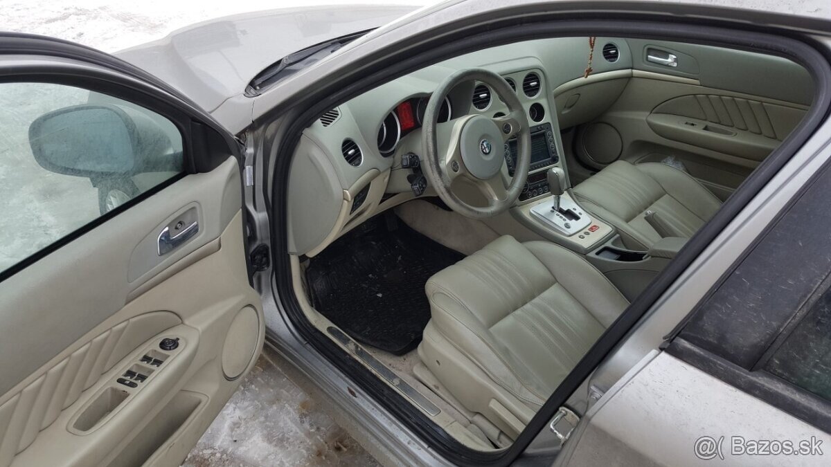 Alfa Romeo 159 2.4 JTDm 147kw rozpredám Bose, Navi, Koža - 5