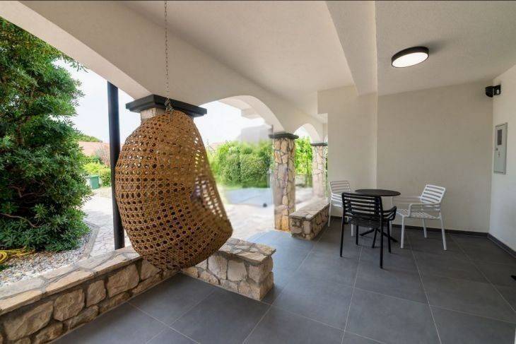 CHORVÁTSKO - Dom so štyrmi apartmánmi 100 m od mora - VRSI, - 5