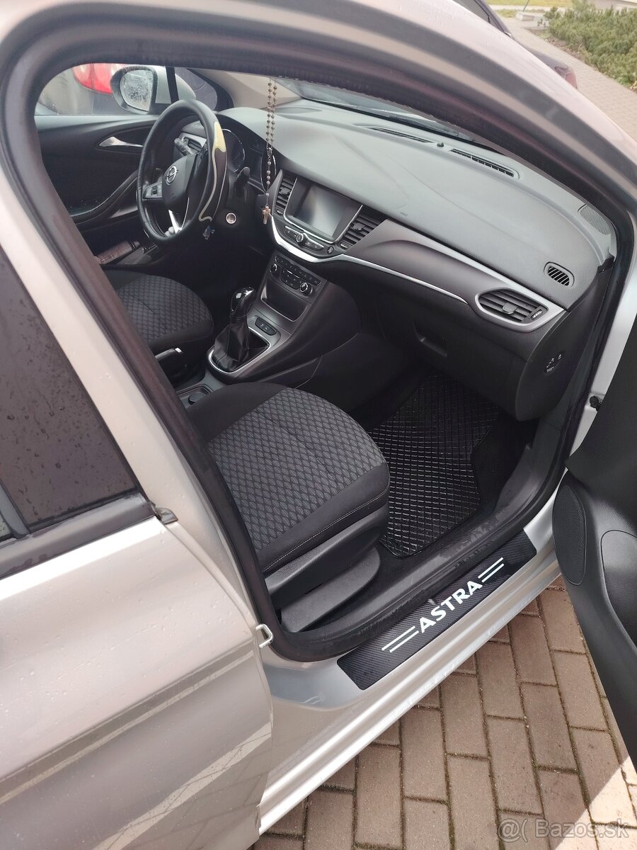 Opel Astra Sports Tourer - 5