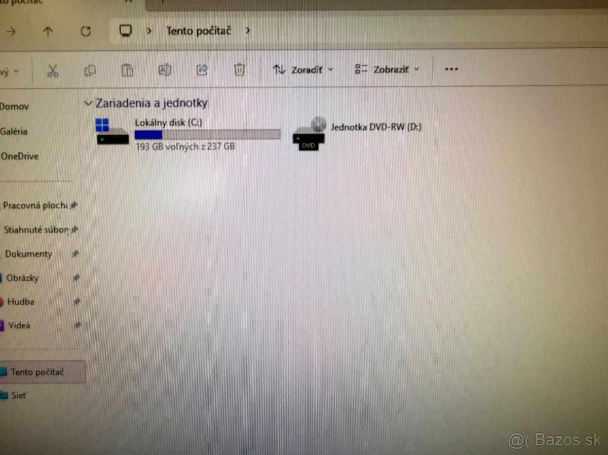 Počítač DELL.Intel i3-6100 2x3,70GHz.8gb ram.256gb SSD - 5
