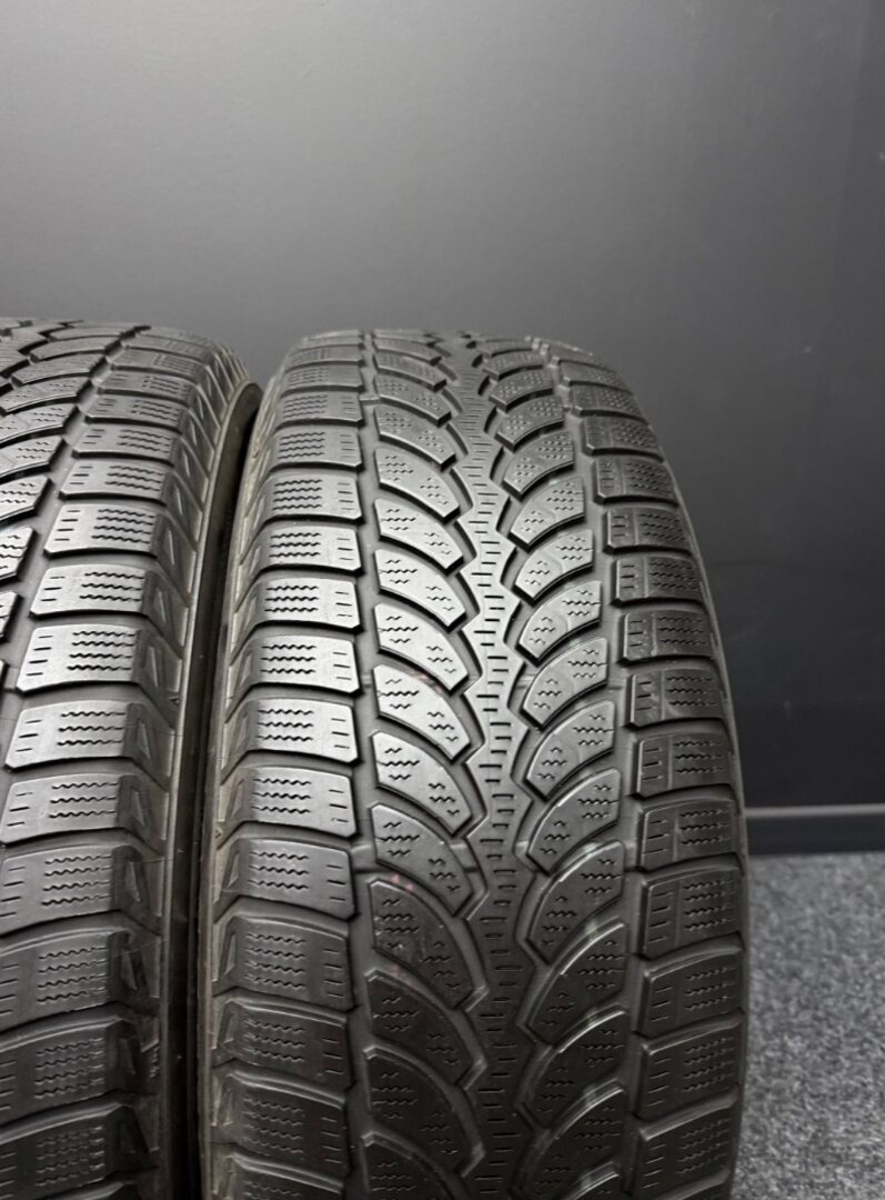 Sada pneu Bridgestone 235/65/17 108H - 5