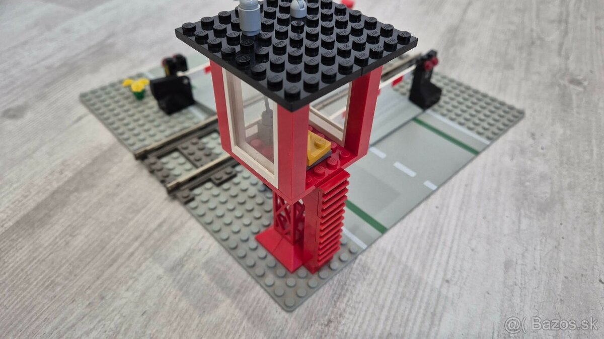 LEGO 4539 9V Vlak, Train - Manual Level Crossing - 5