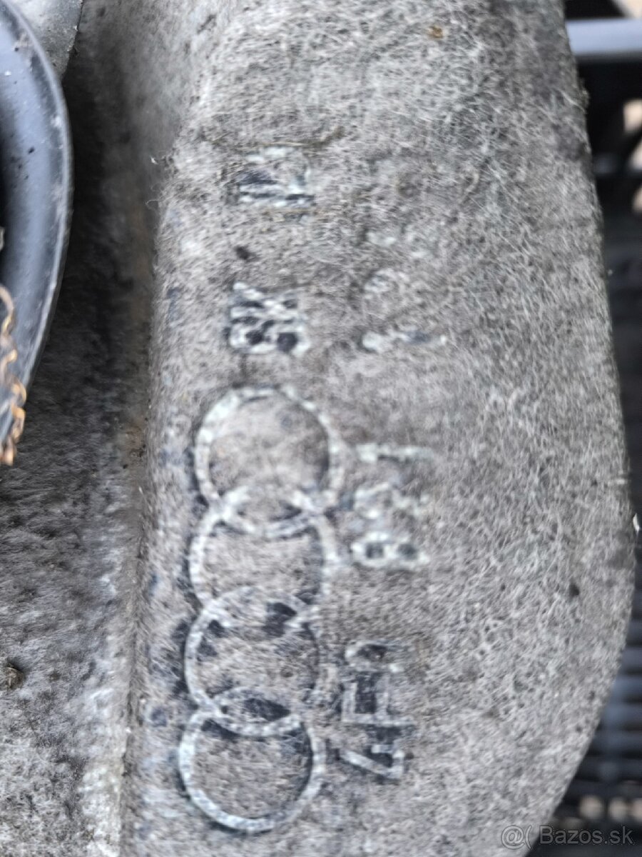 Predné podblatníky Audi A6 C6 4f - 5