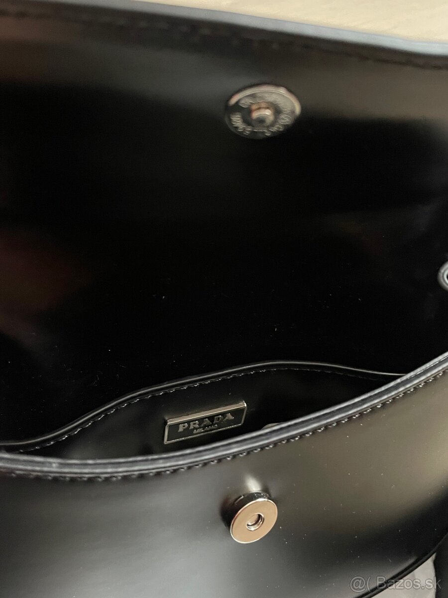 Čierna dámska kabelka Prada - 5