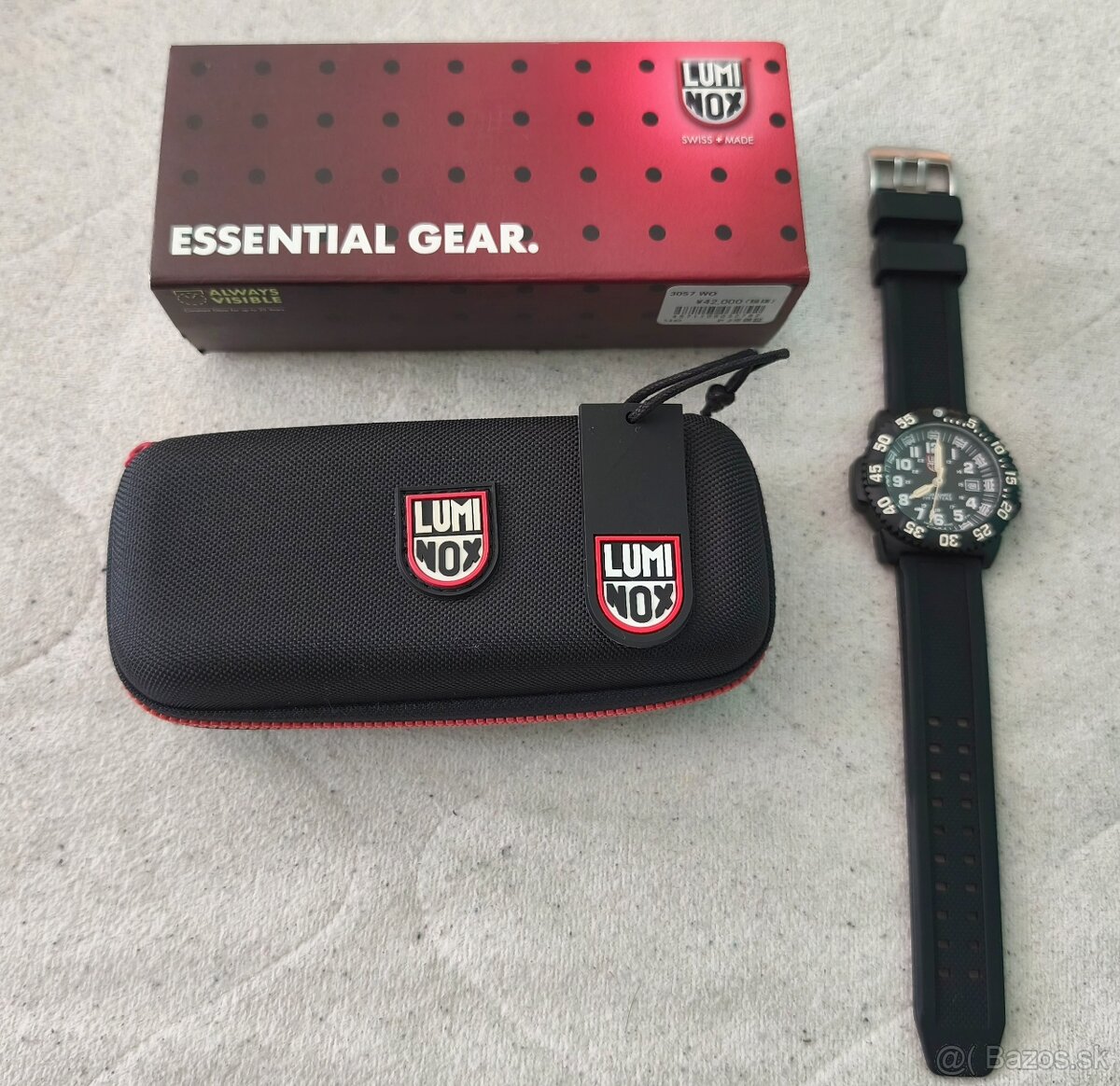 LUMINOX NAVY SEAL CARBON CASE - 5