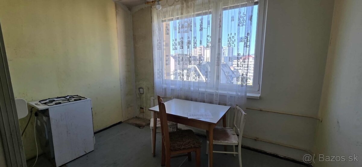 Ponúkame  na predaj 1- izbový byt na Starom Juhu - 5