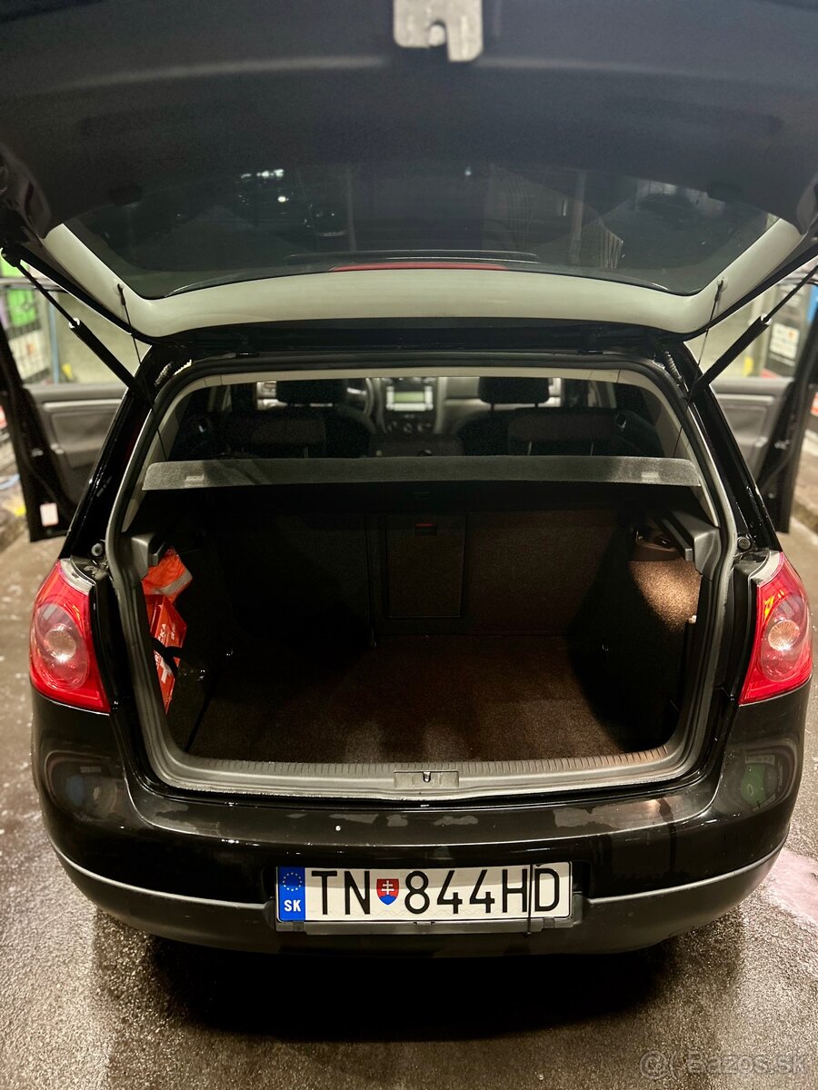 Volkswagen Golf 1.6 FSI - 5