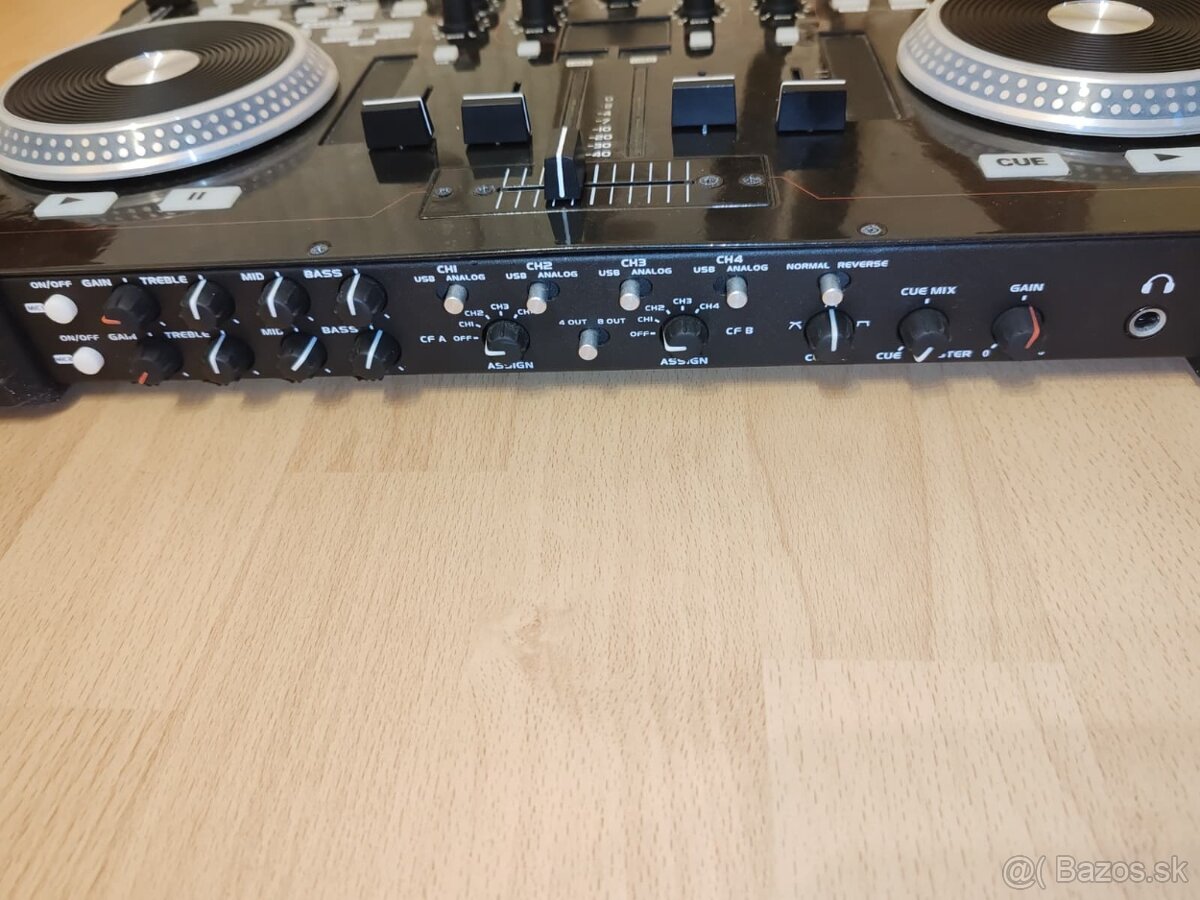 ADJ VMS4.1 dj controler - 5