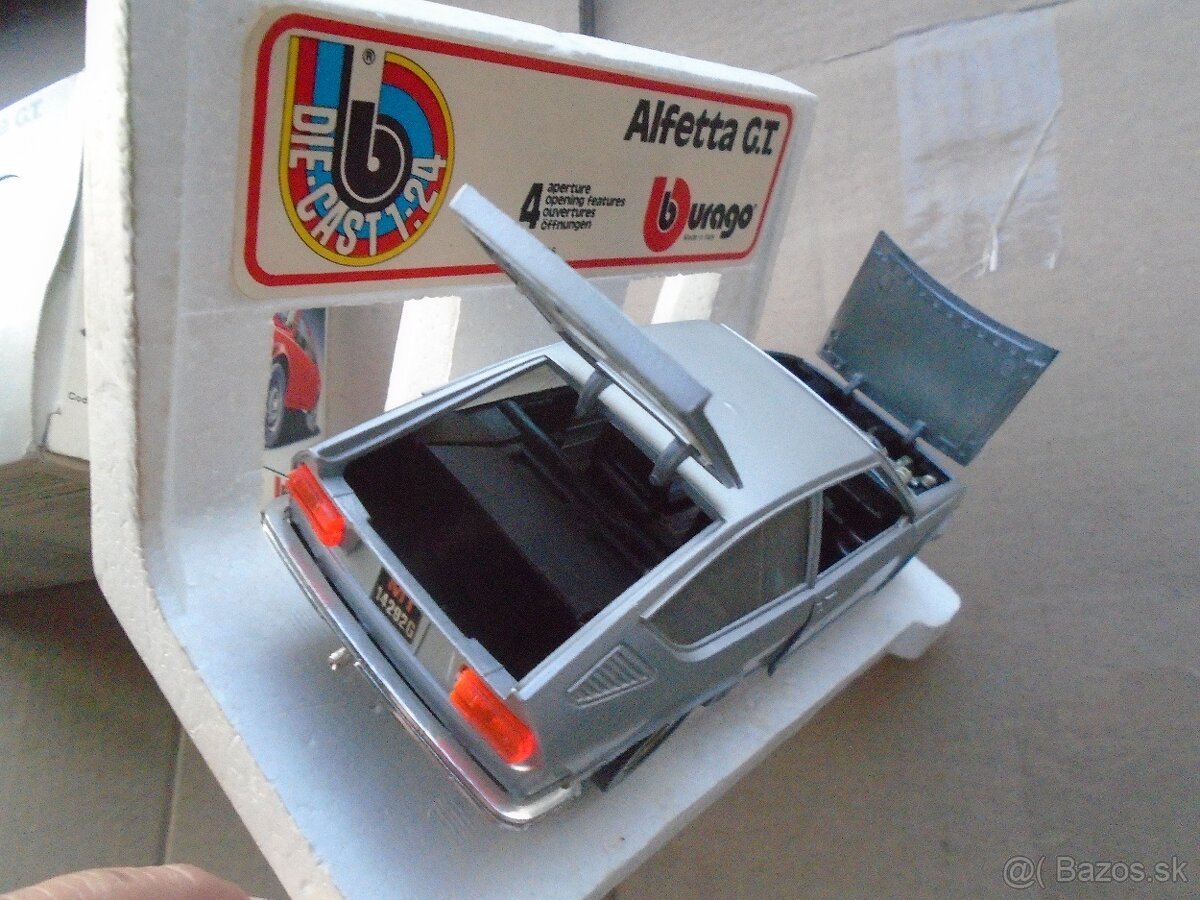 Stara hračka Burago Alfa - 5