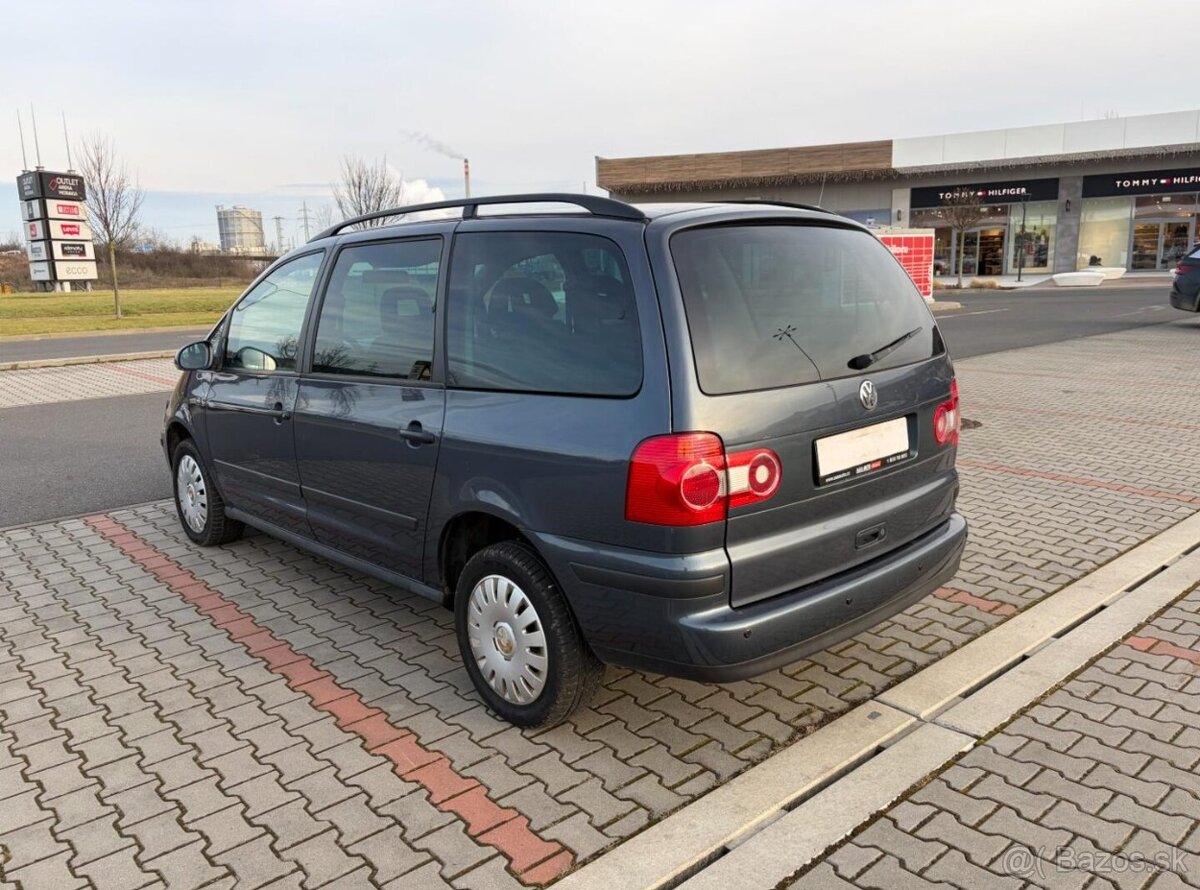 Volkswagen Sharan 1.9 TDi 7 míst - 5