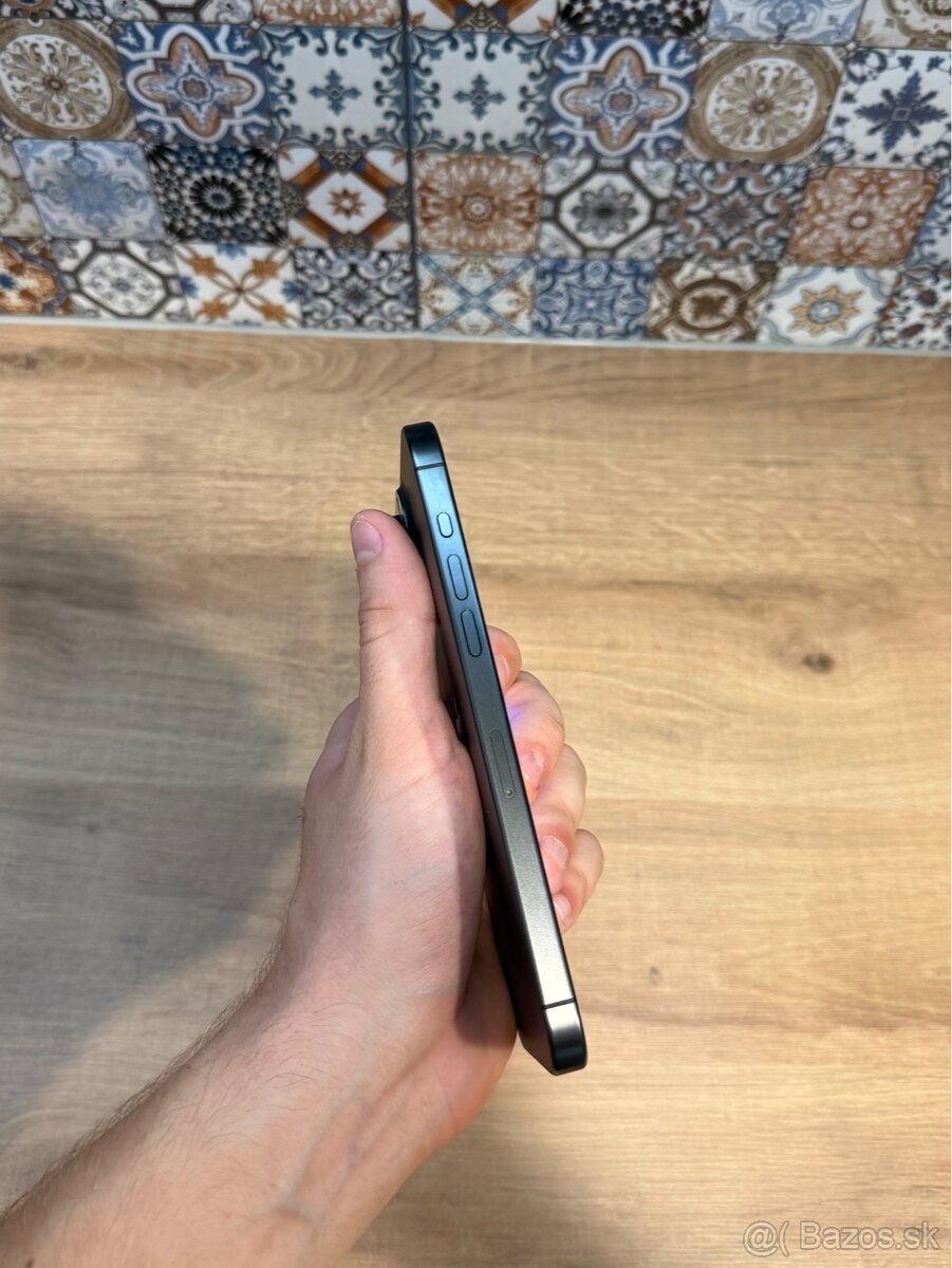 iPhone 15 Pro Max 256Gb Ako nový - 5