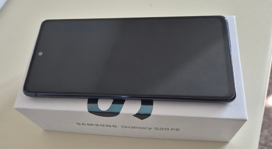 Samsung Galaxy S20 FE - 5
