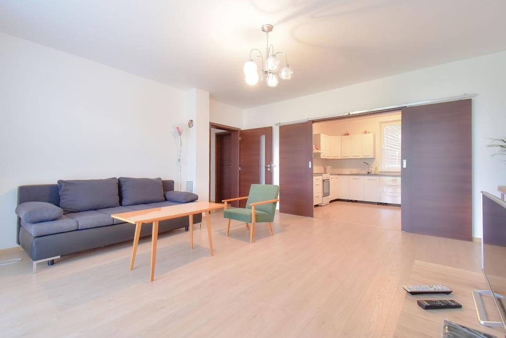 Moderný 4-izbový bungalov-Kokšov Bakša - 5