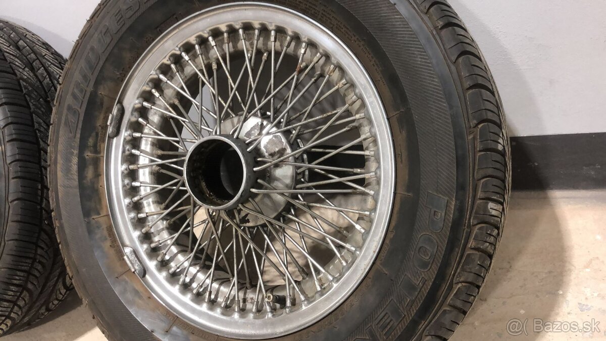 Jaguar E-Type drátěná kola 15" - 5