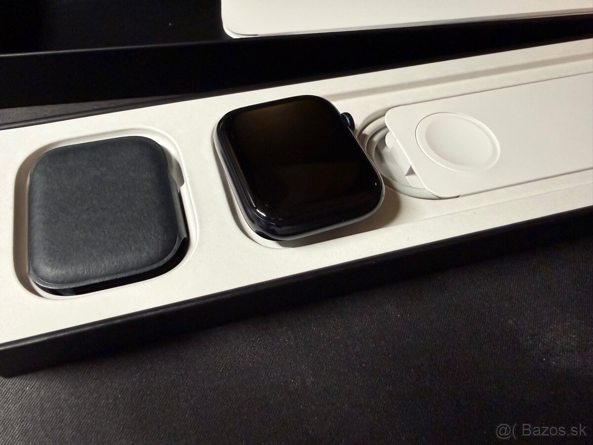 Apple Watch Series 7 45mm Midnight Nike+ - 5