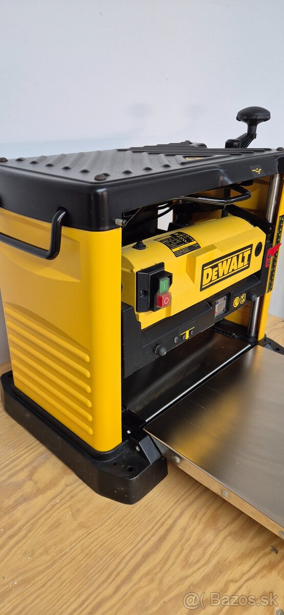 DeWALT DW733 Hobľovačka - 5