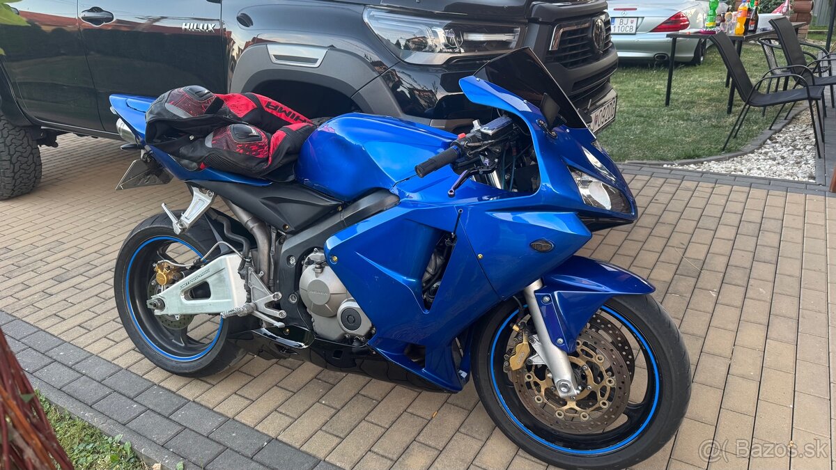 Honda CBR600RR - 5