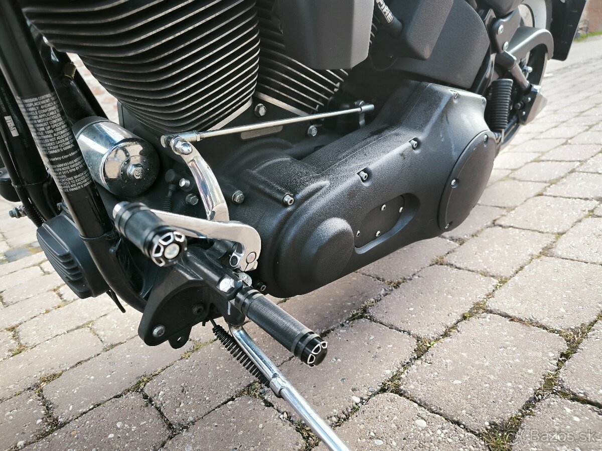 Harley Davidson Night Train  FXSTB - 5