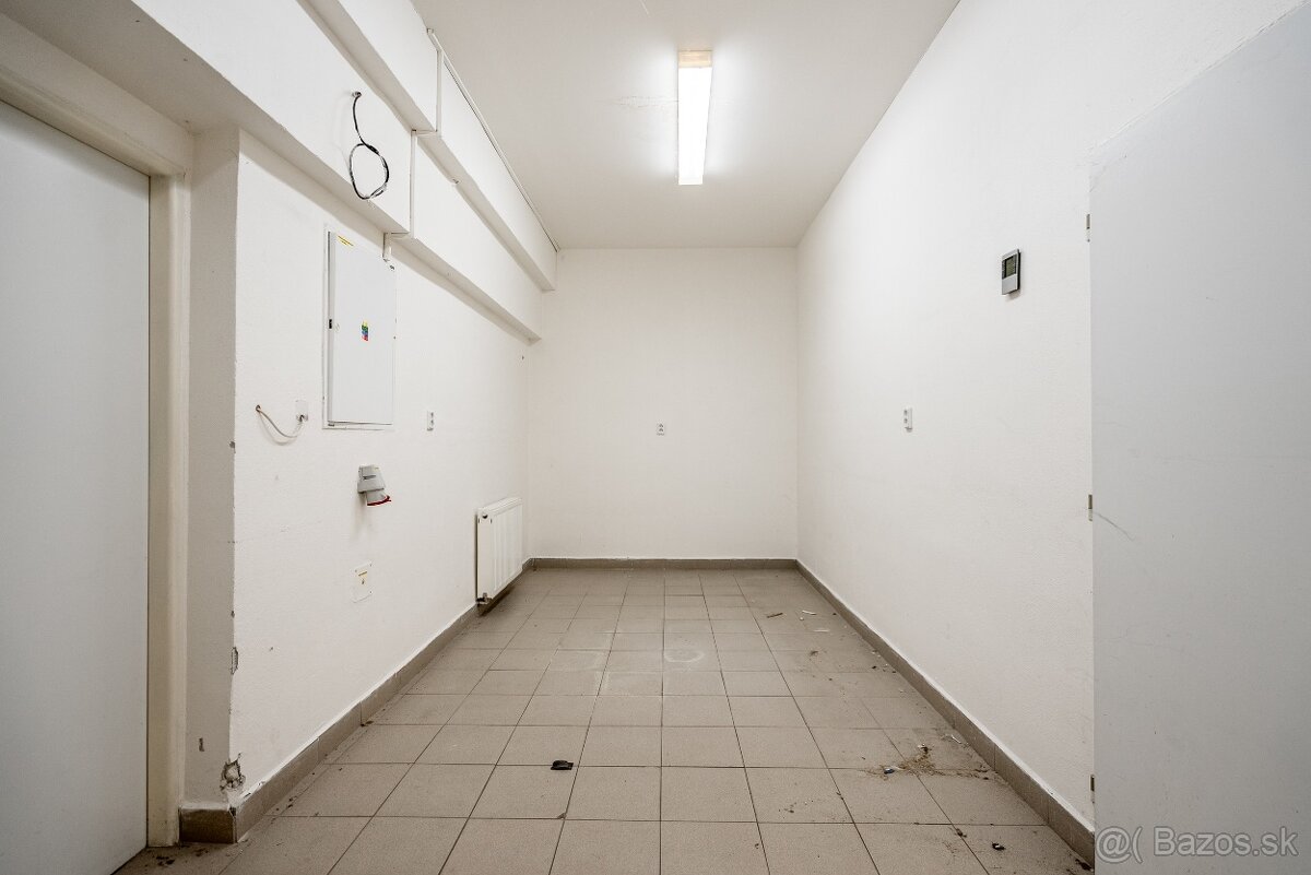 Obchodný priestor Šahy na predaj - 5
