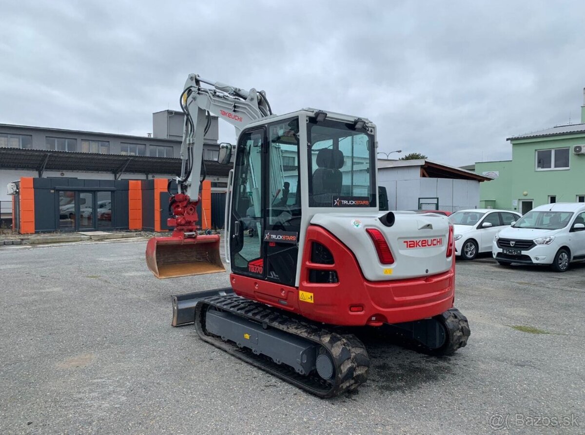 TAKEUCHI TB 370 - RV 2024 260 MTH PLNÁ TOVÁRNÍ ZÁR - 5