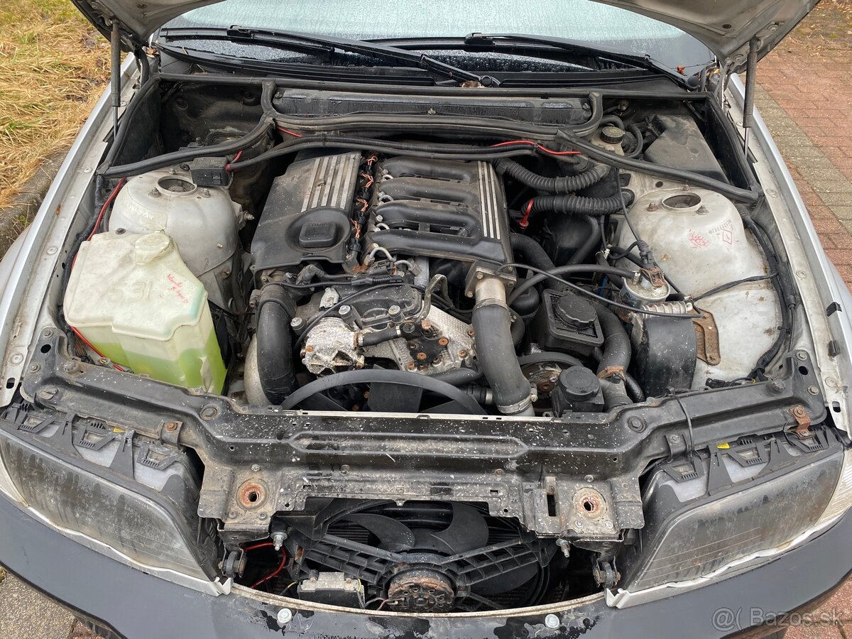 BMW E46 330d drift - 5