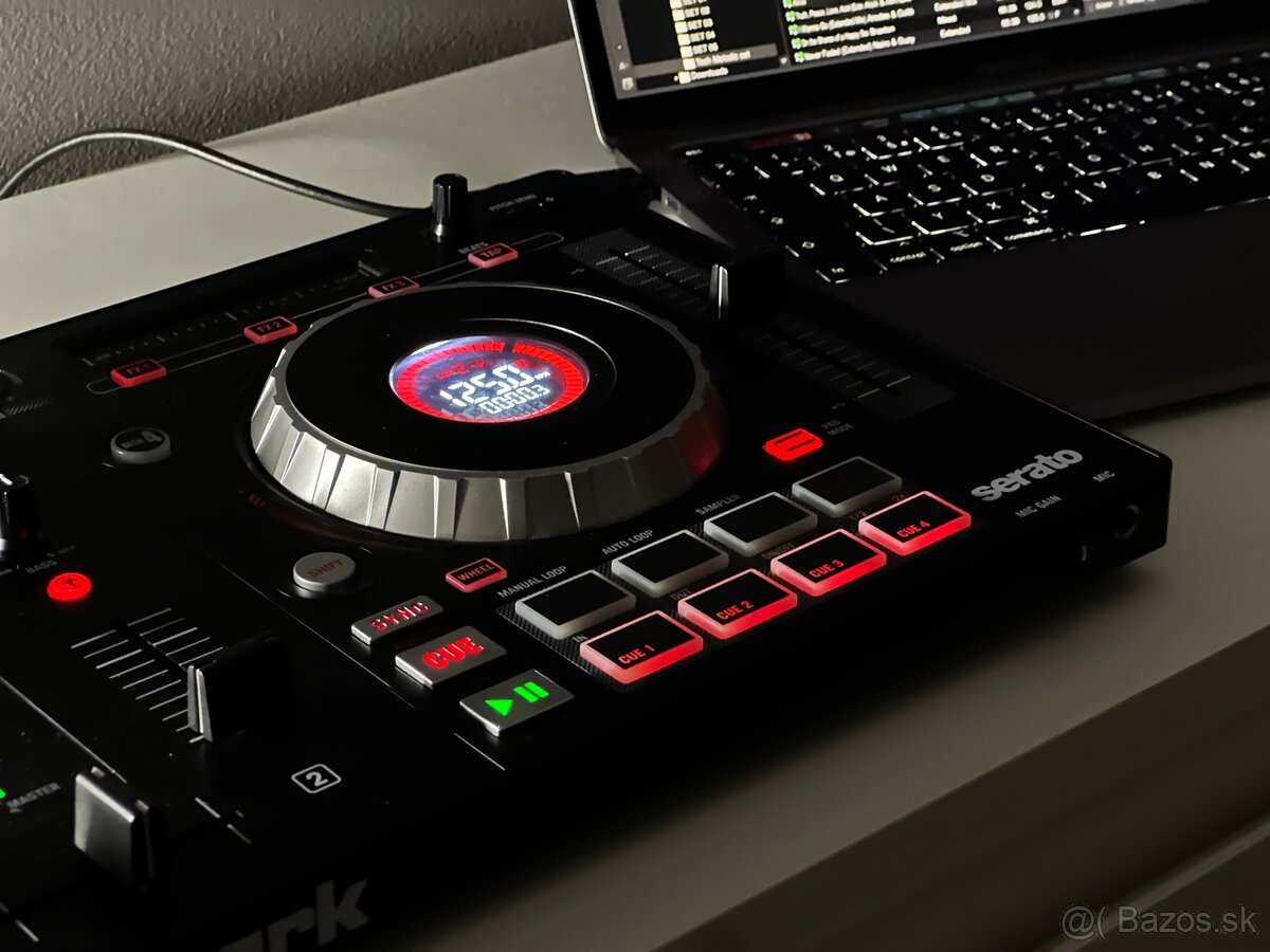 Numark Mixtrack Platinum - 5
